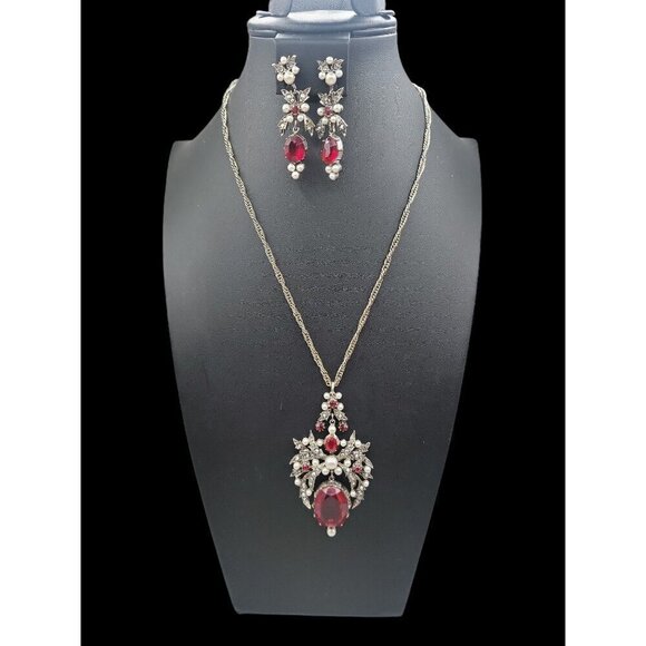 ART Jewelry Set Red Black Rhinestones Faux Pearl 22" Necklace & CIip On Earrings - Picture 1 of 16